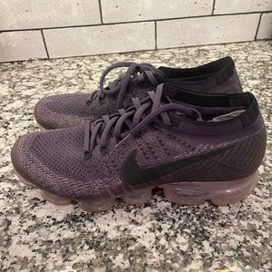 NIKE VAPOR MAX size 9 women’s